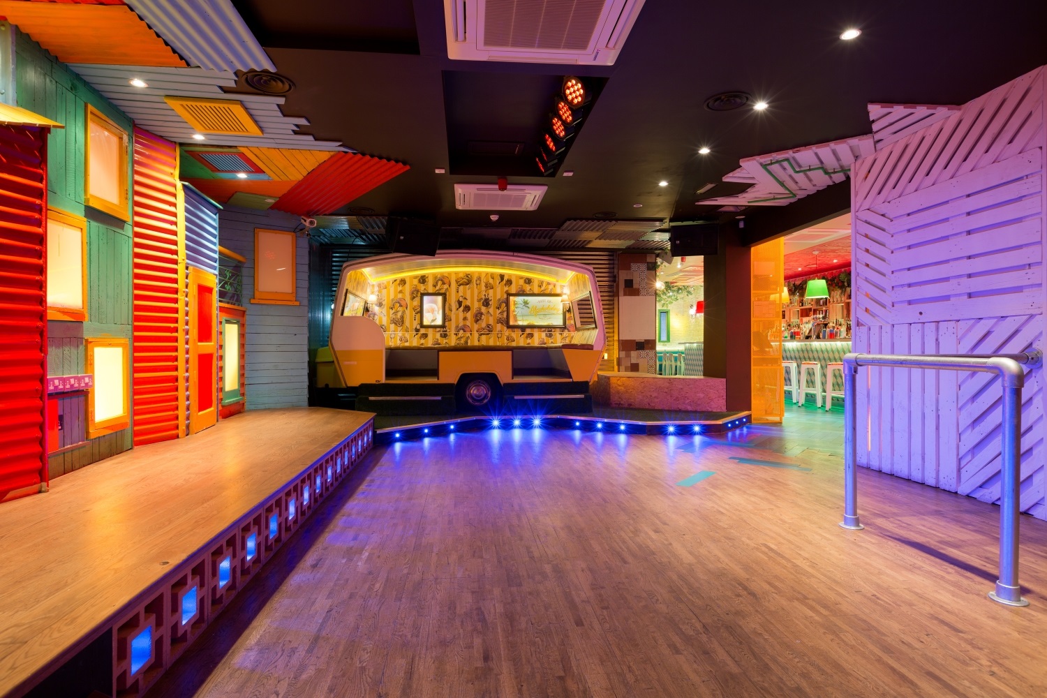 Head to one of London’s popular DJ bars where you’ll find top-notch DJs, great sound systems and killer playlists.