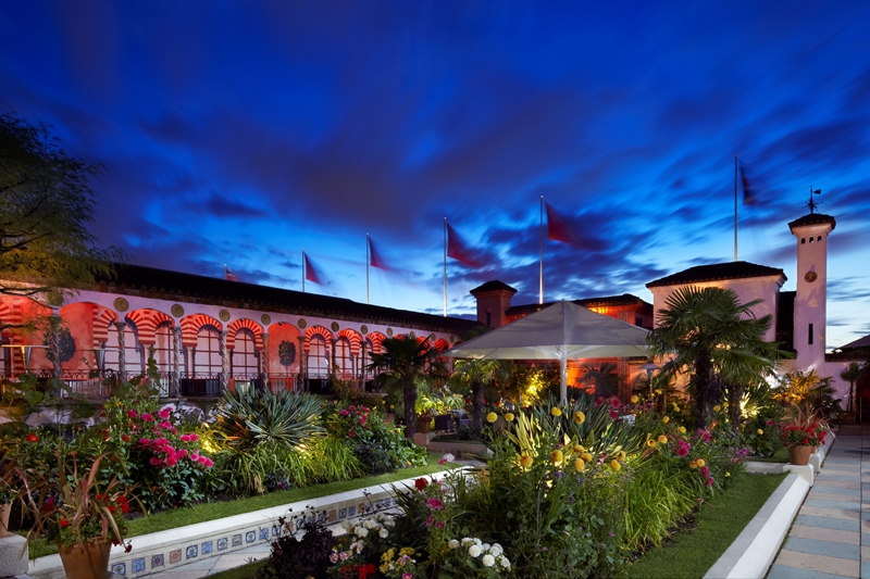 Is there anything better than winding down at a moody late-night venue after a big night of partying?