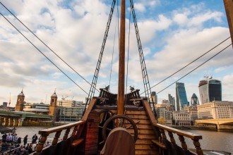 Golden Hinde