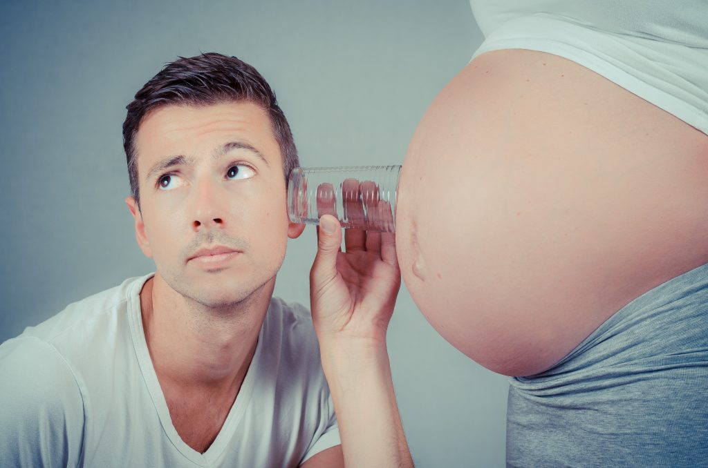 6 Ideas for a Studio Pregnancy Photo Shoot - Tagvenue Blog