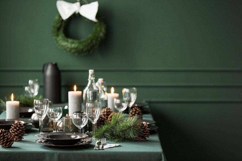 Elegant Christmas Party Themes 