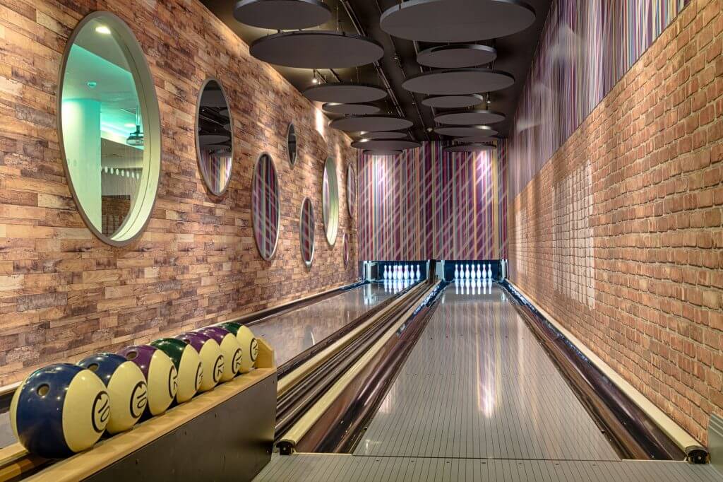  Bowling Alley Room