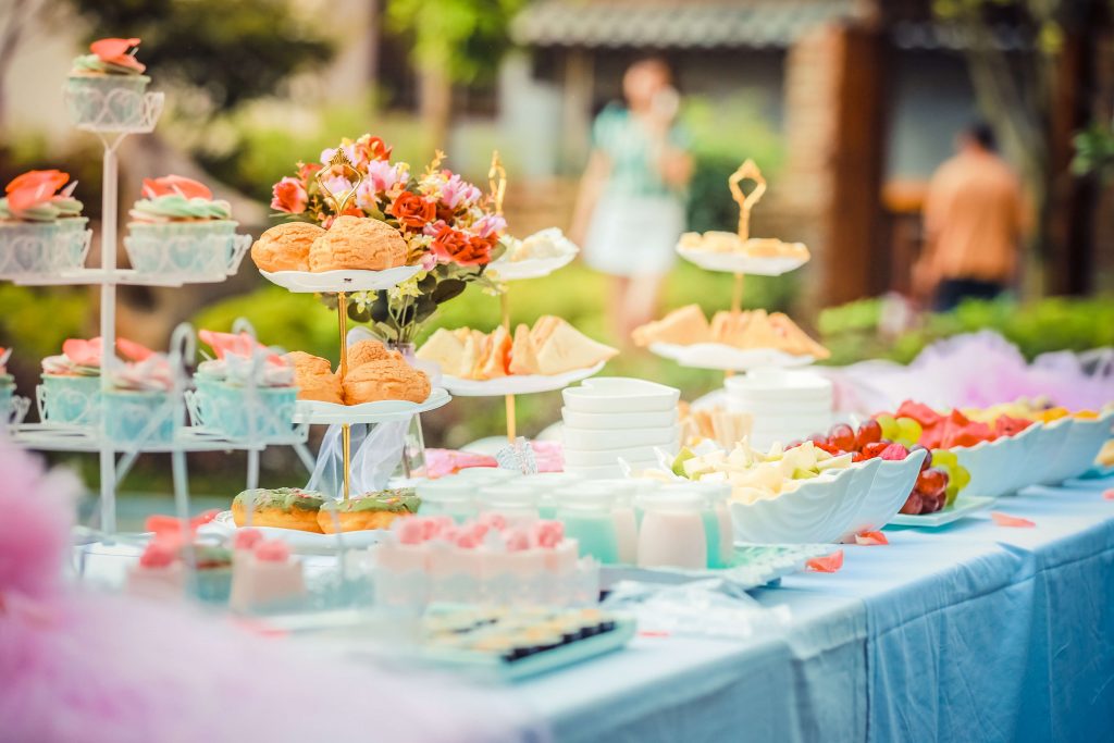 the essential baby shower planning checklist 