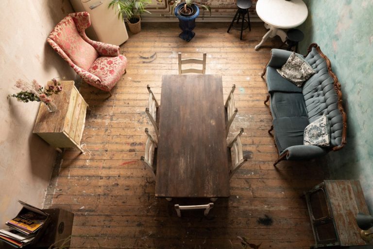 17 Fun Dinner Party Ideas and Themes for Adults - Tagvenue Blog
