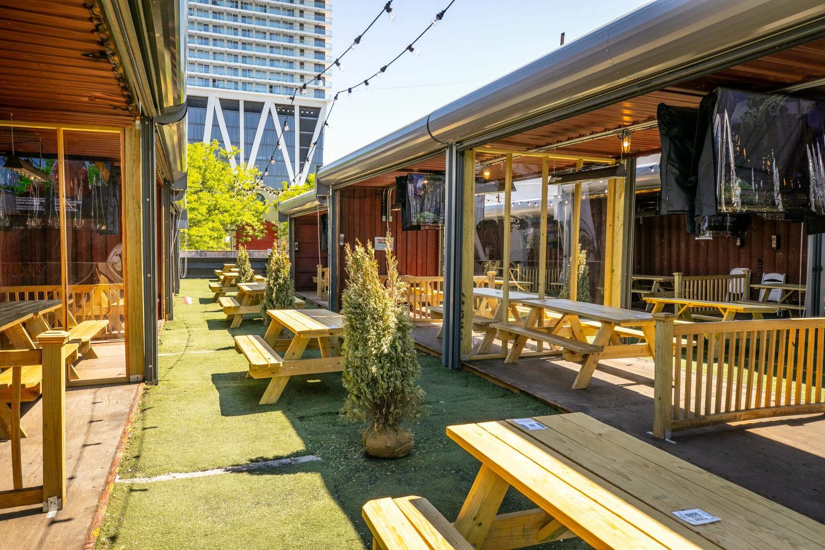 charming outdoor BBQ venue in New York