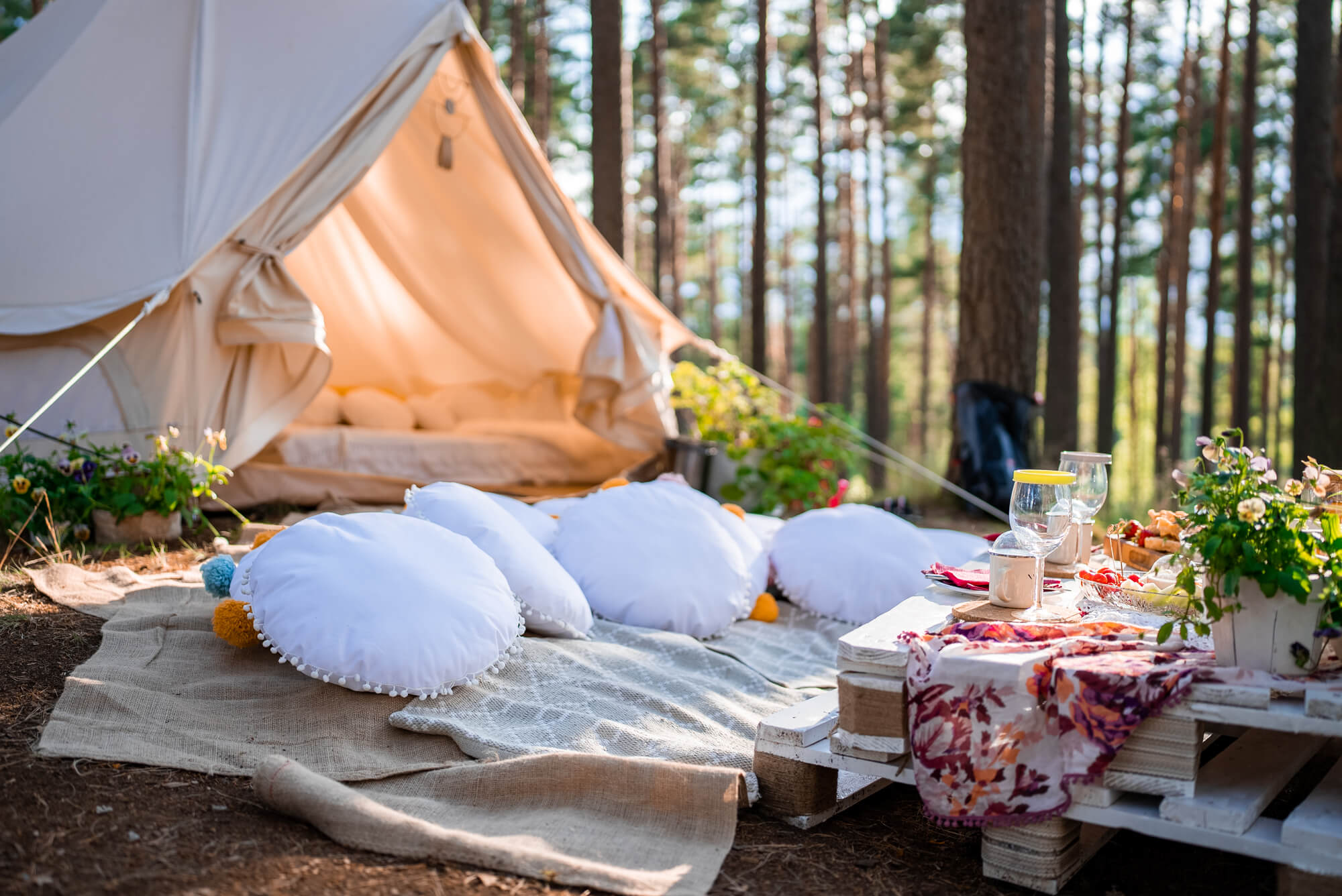 29 Summer Birthday Party Ideas for 2025 - Tagvenue Blog