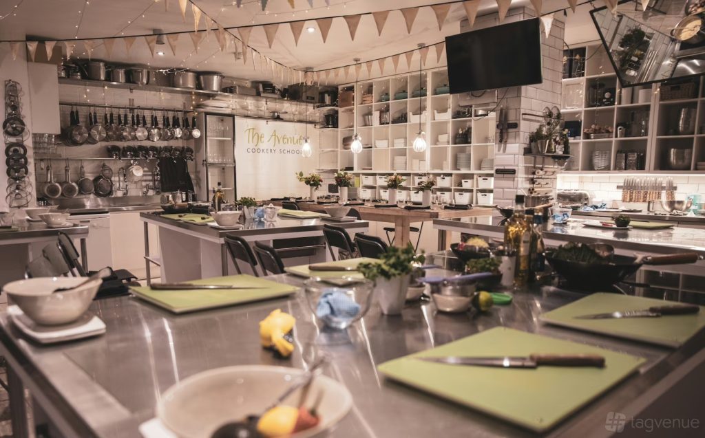 the avenue cookery school