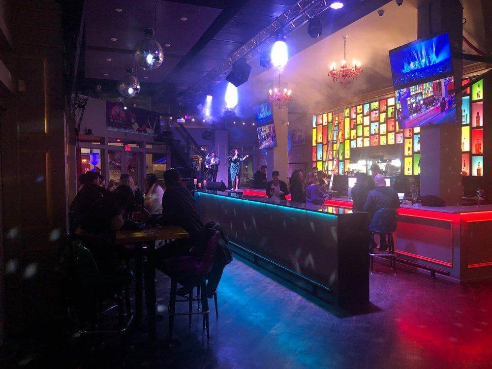 retro diabla bar in Houston