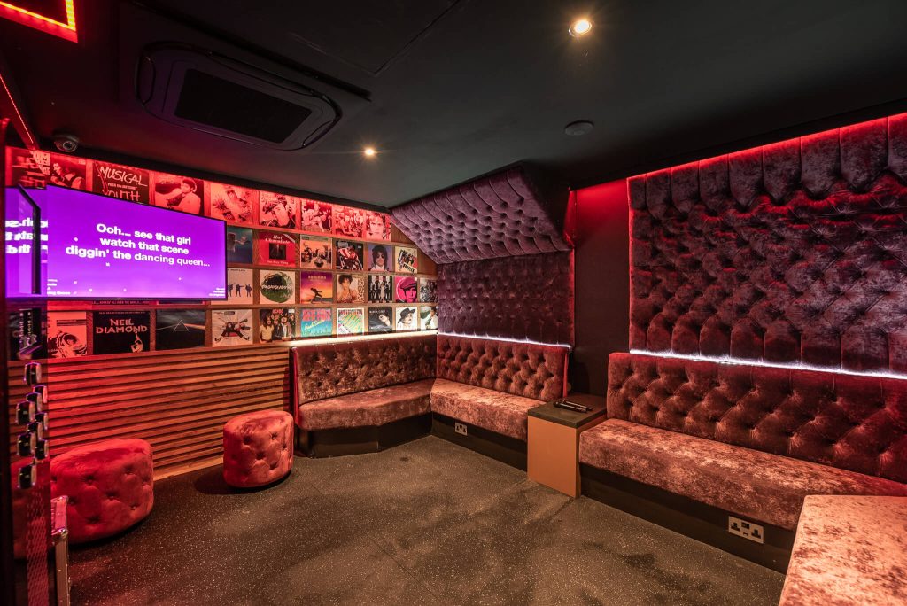 private karaoke room lucky room london 1
