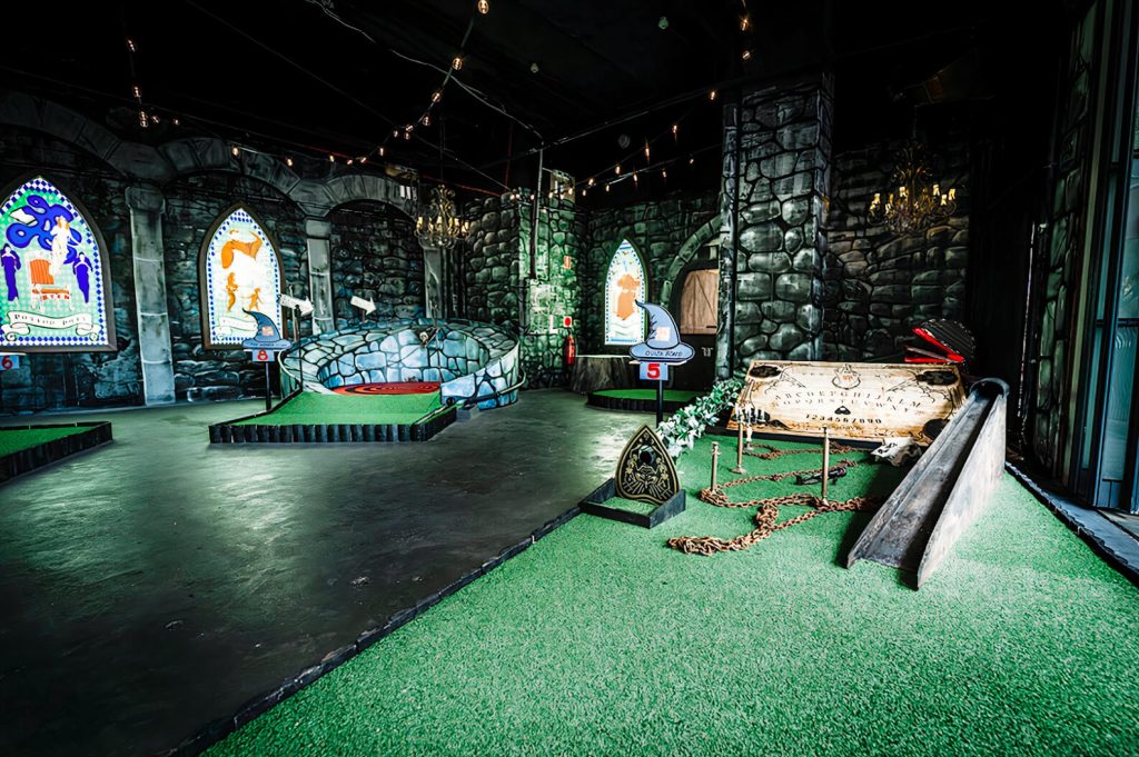 melbourne 40th birthday party ideas potion putt room 1