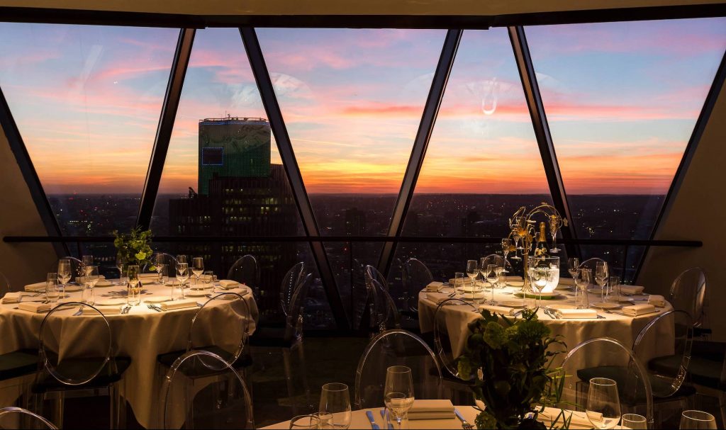 653 single private dining rooms room