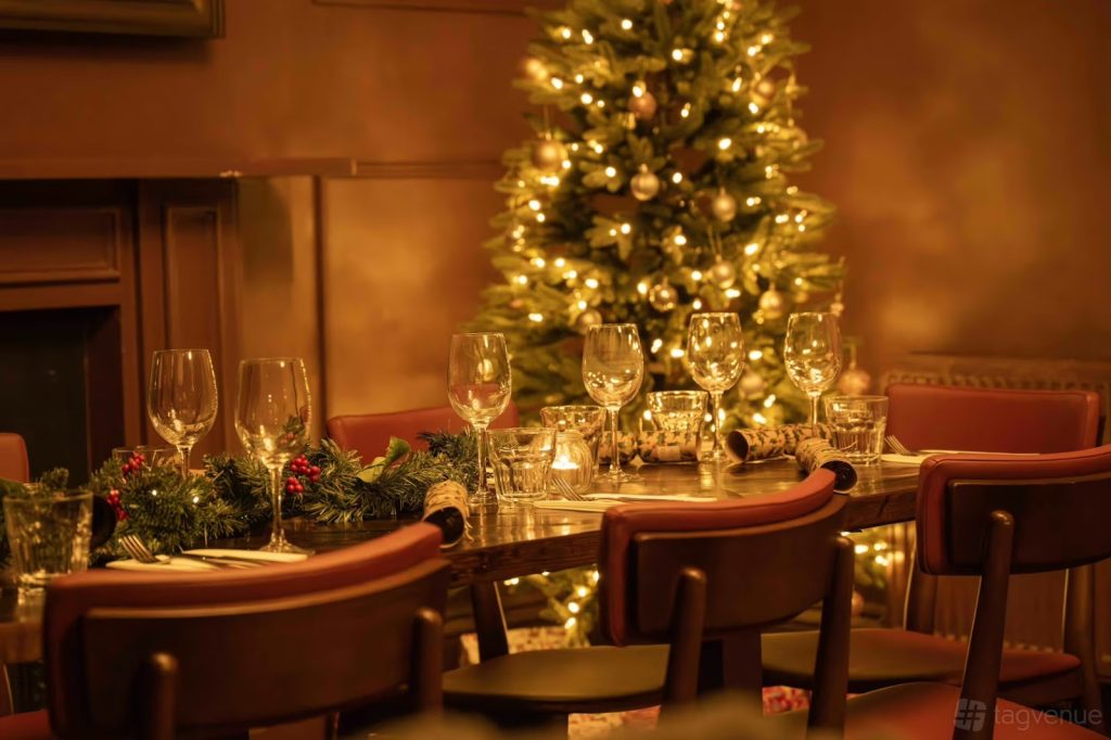 Private dining room with Christmas decor