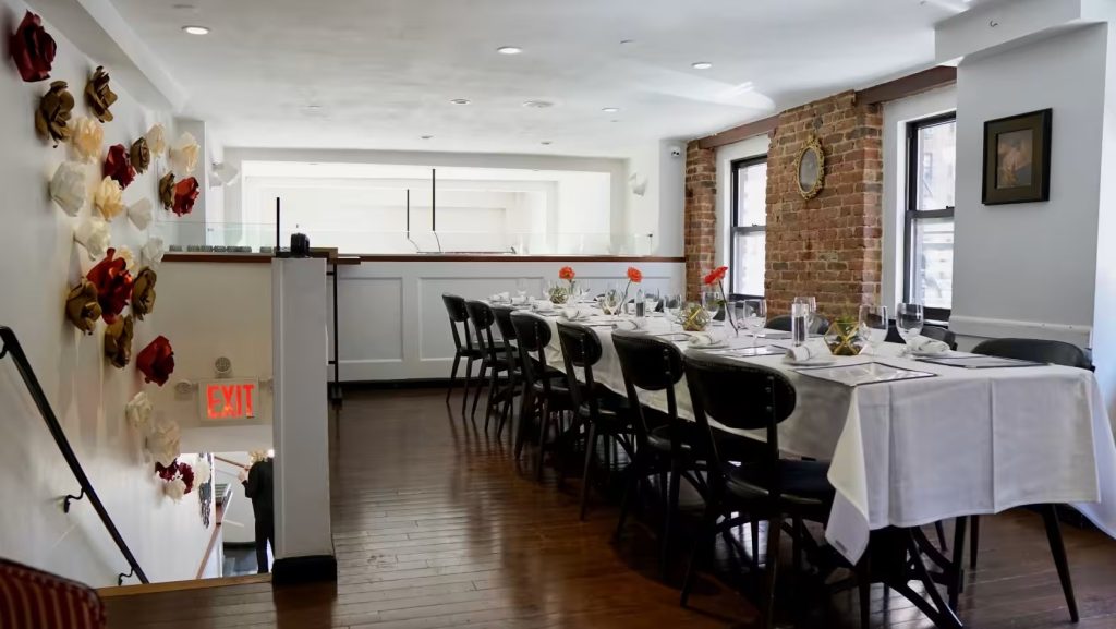 Copinette's private mezzanine