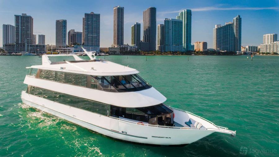 100 midnight sun at water fantaseas miami usa