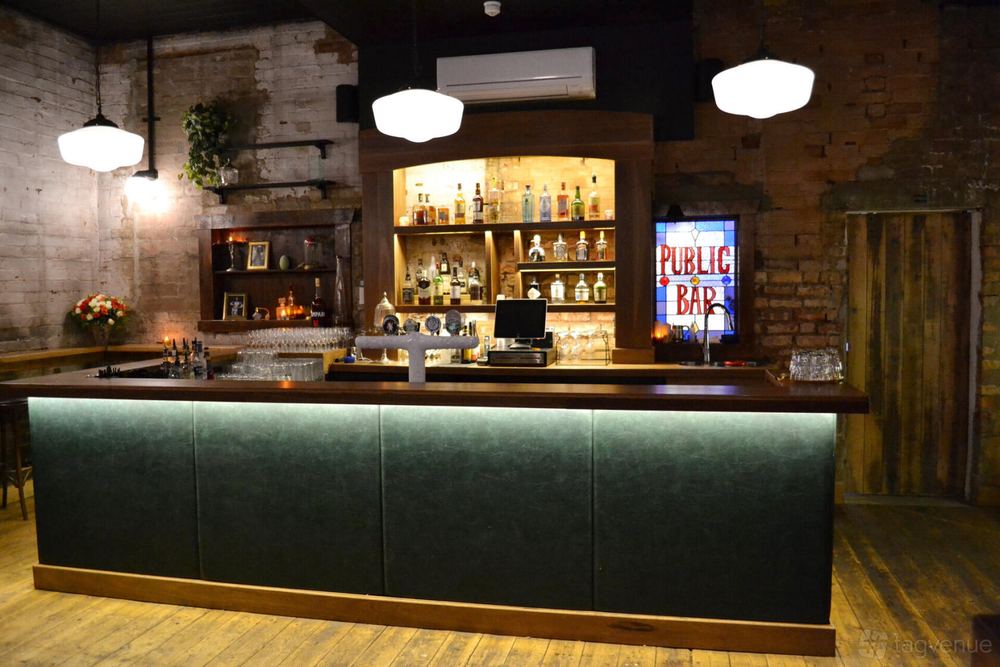 Polly Bar in Fitzroy.