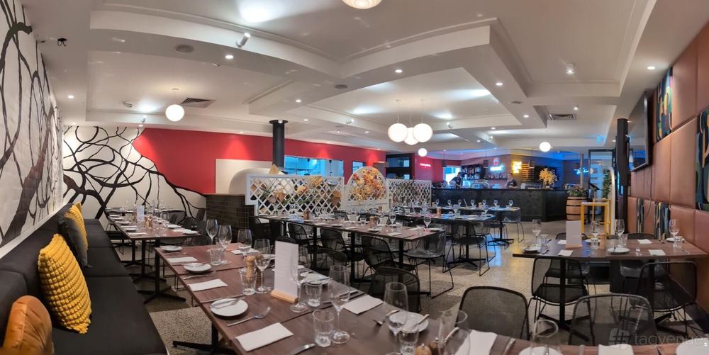The Clifton Hill Hotel