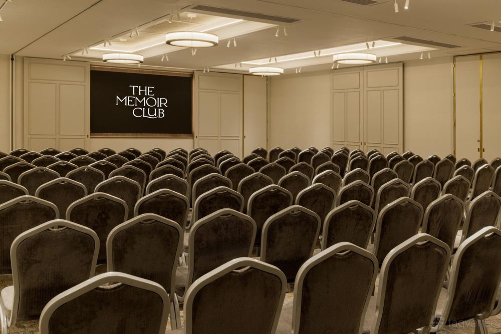The Memoir Club