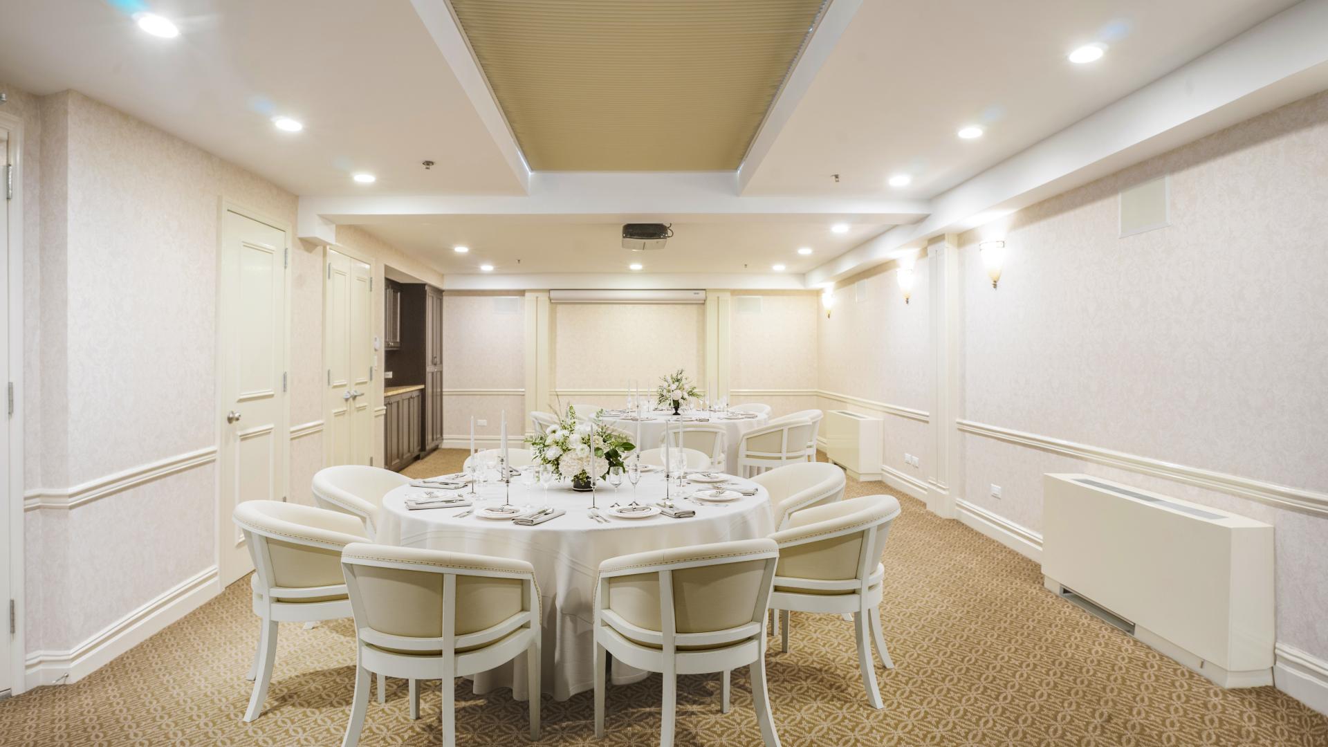 Rehearsal Dinner Venues for Rent in Chicago, IL