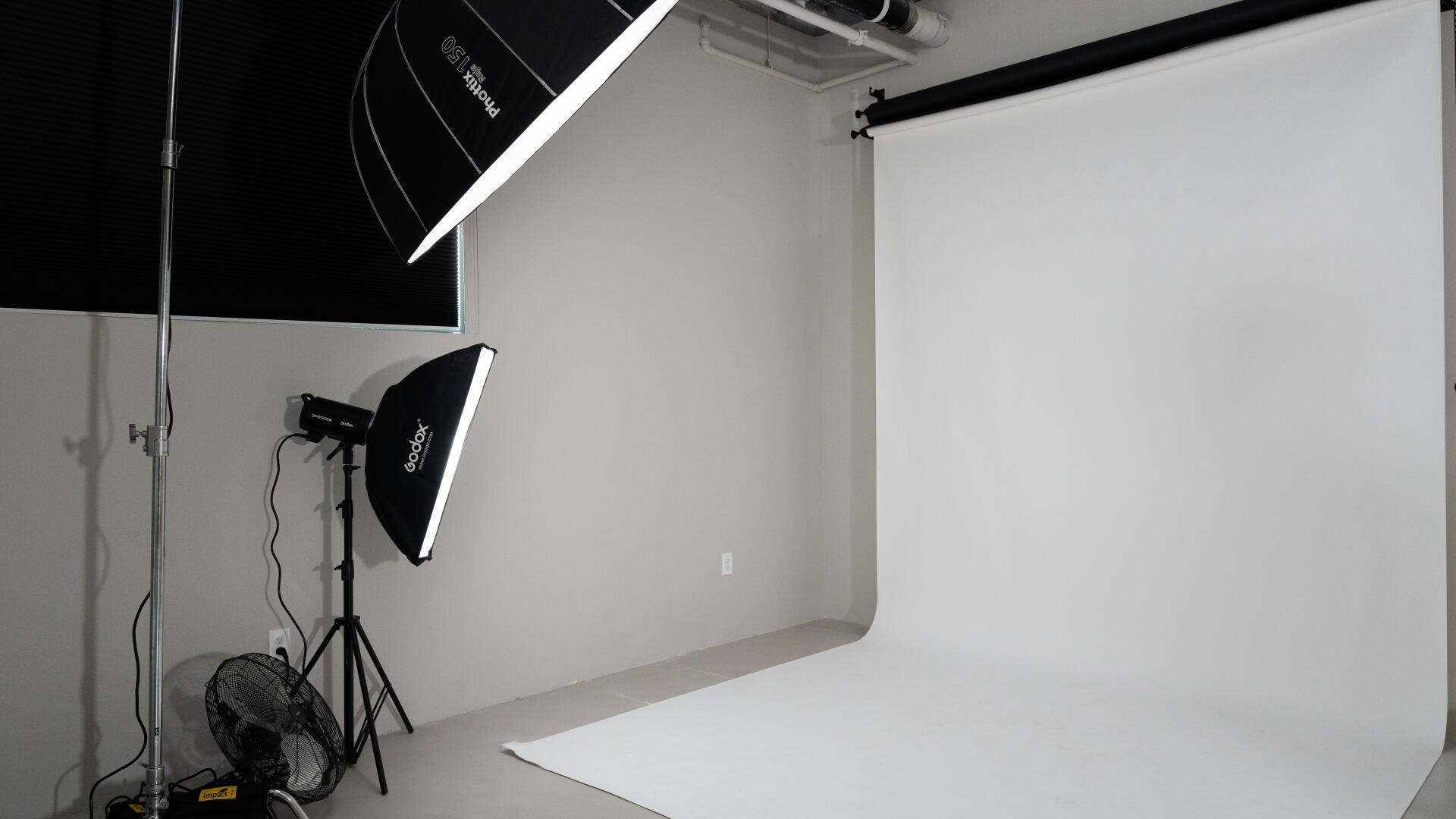 Photo Shoot Locations for Rent in Paradise, NV