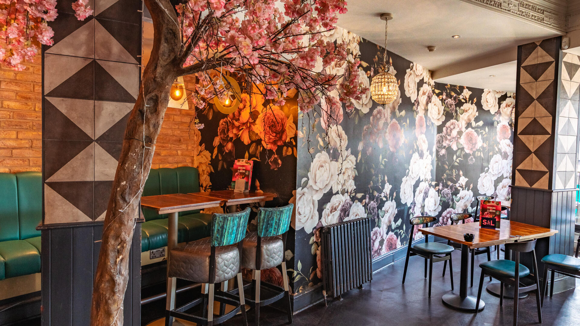 Hen Party Venues for Hire in Wolverhampton
