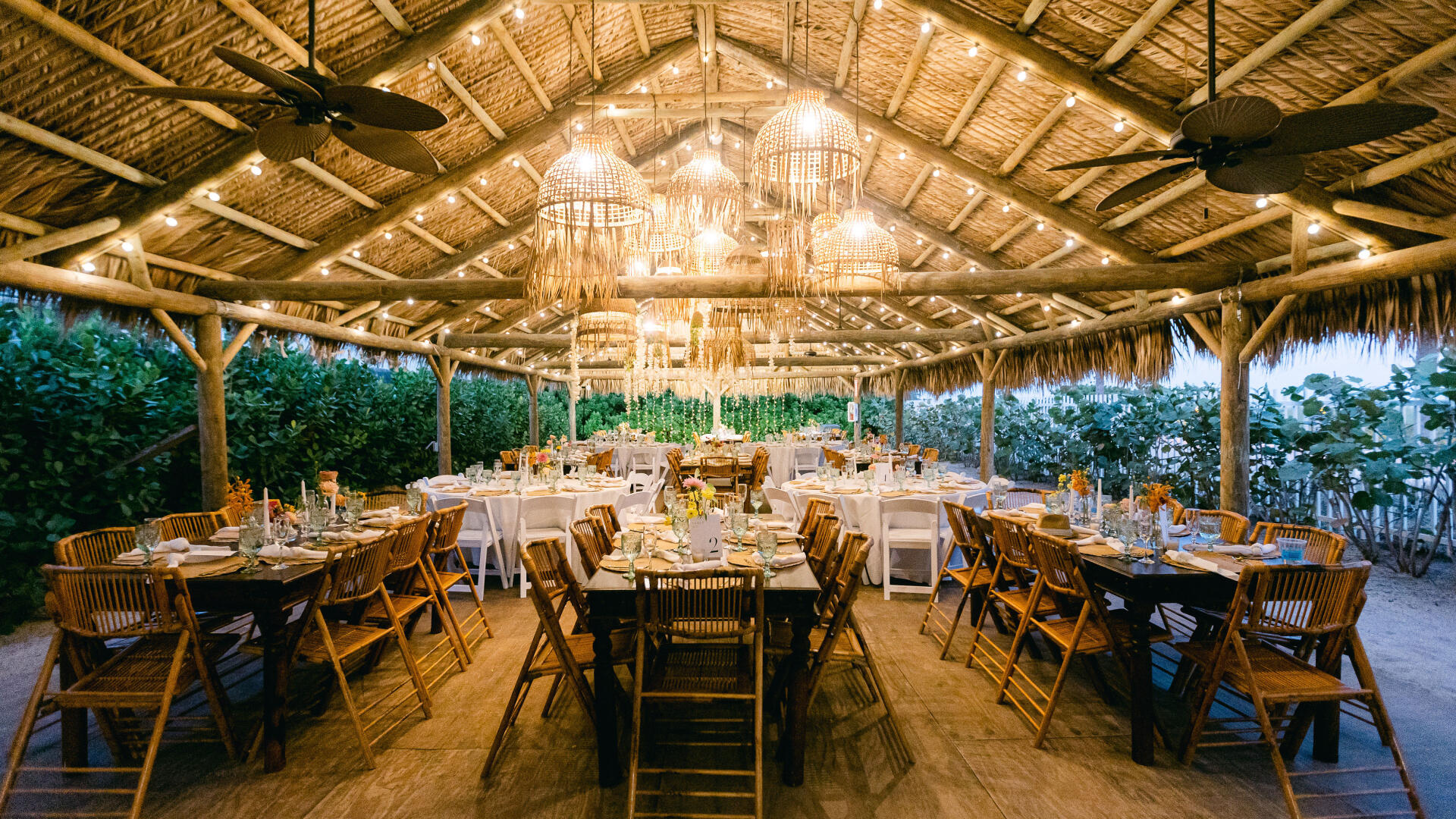 Gala Dinner Venues for Rent in Miami, FL