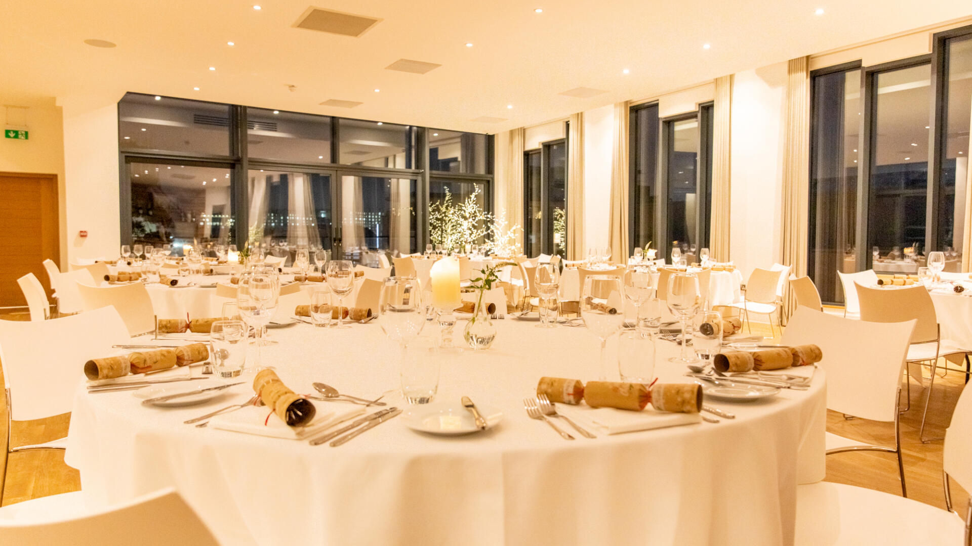Gala Dinner Venues for Rent in Seattle, WA