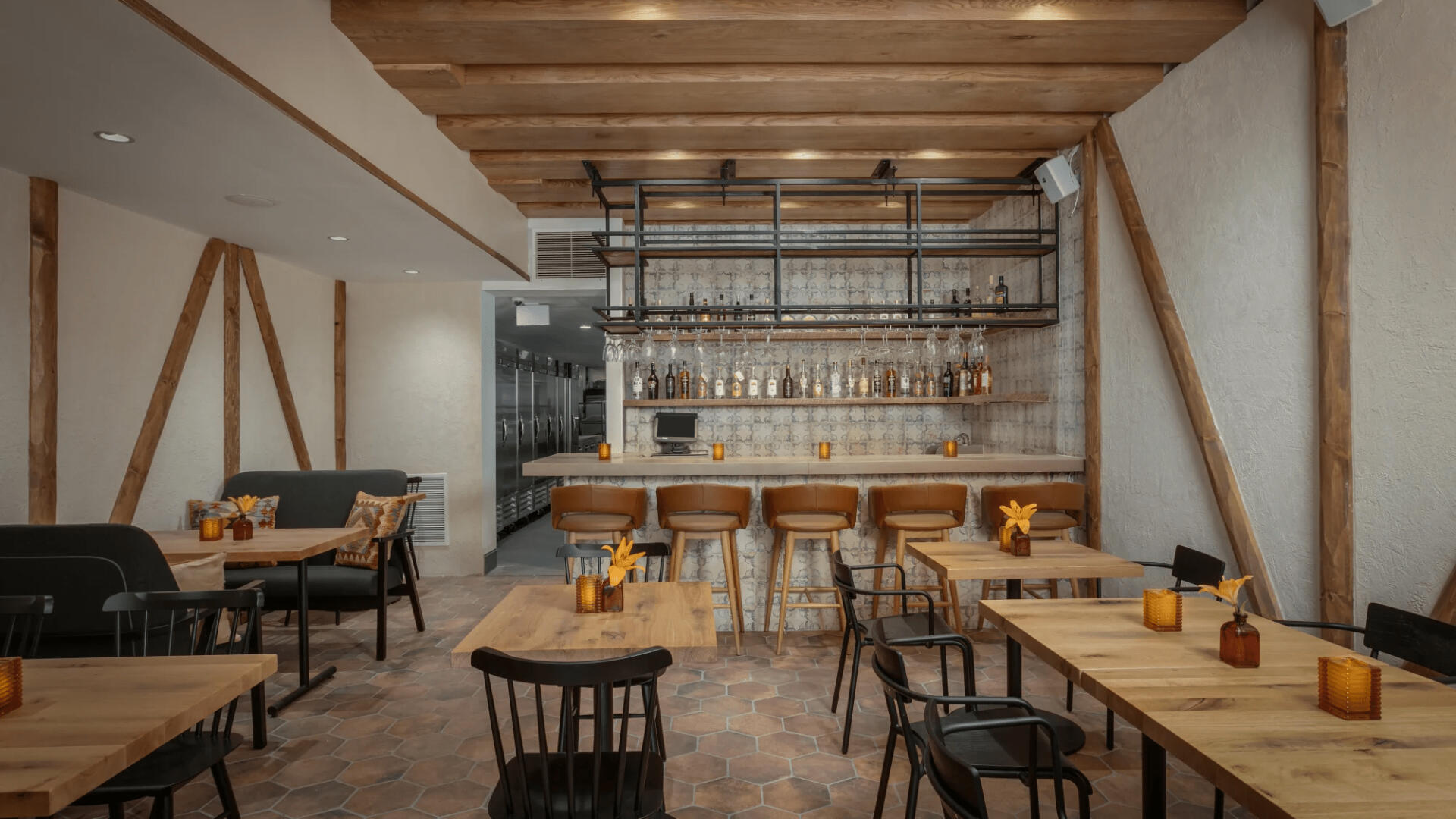 Pub Wedding Venues for Rent in Austin, TX
