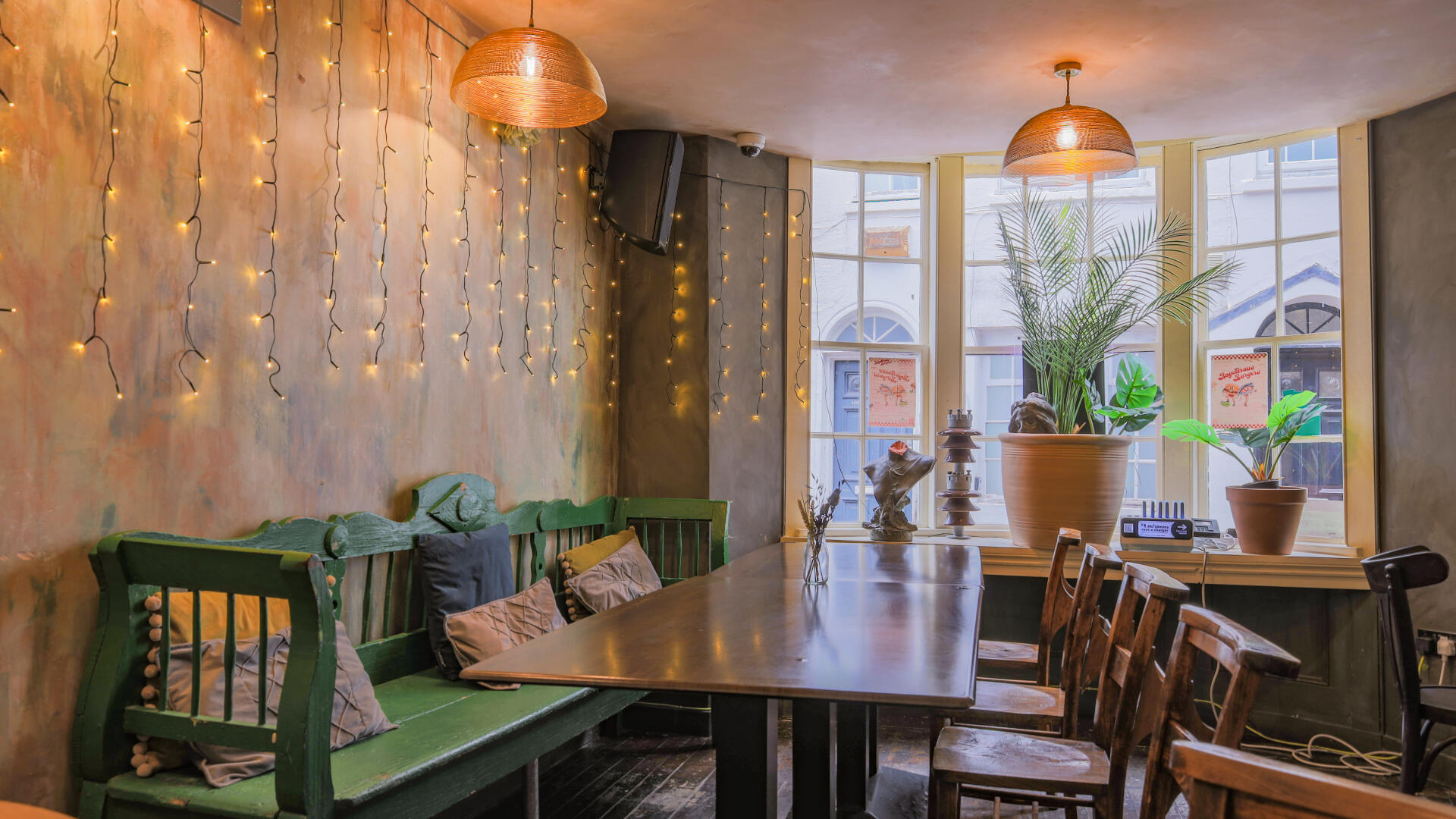 Bars with Private Rooms for Hire in Reading