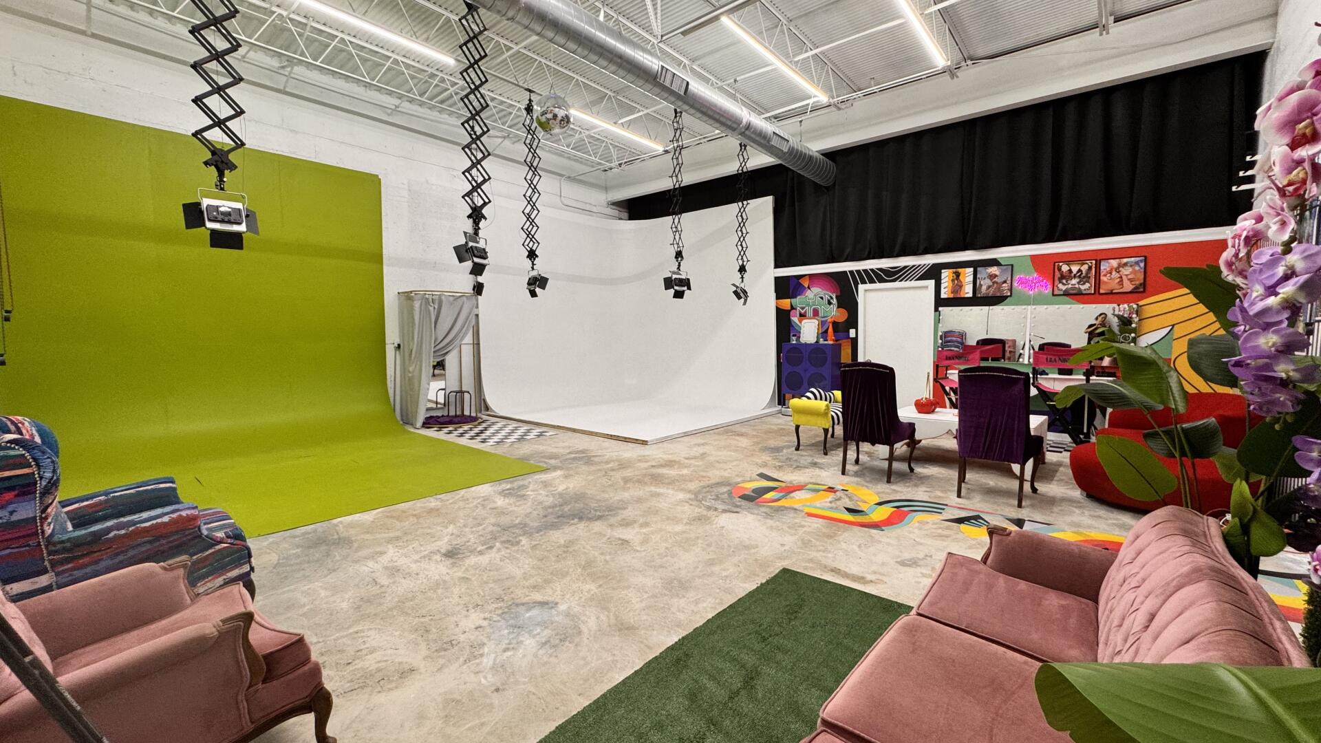 Photo Shoot Locations for Rent in North Miami
