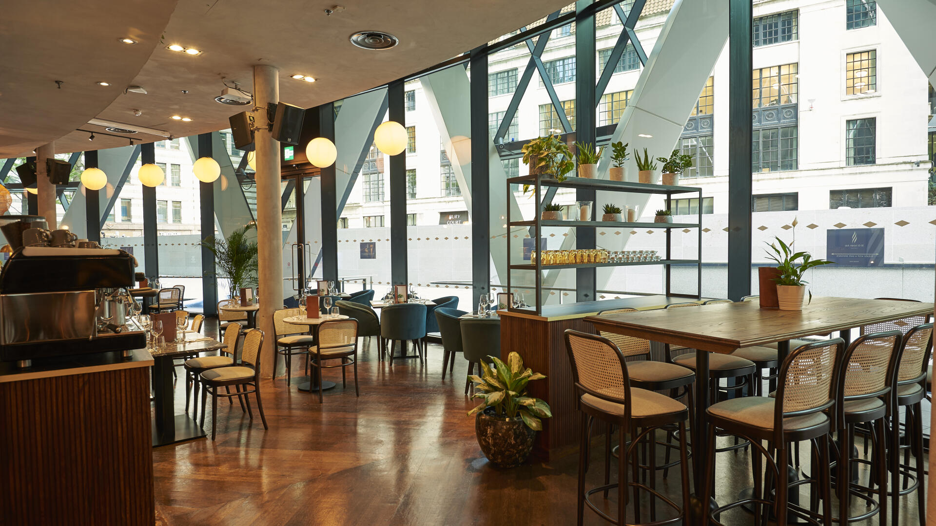 Restaurants with Private Rooms for Hire in Wolverhampton