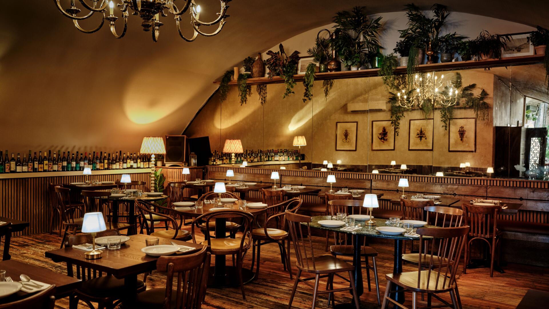 Cocktail Party Venues for Rent in Alexandria, VA