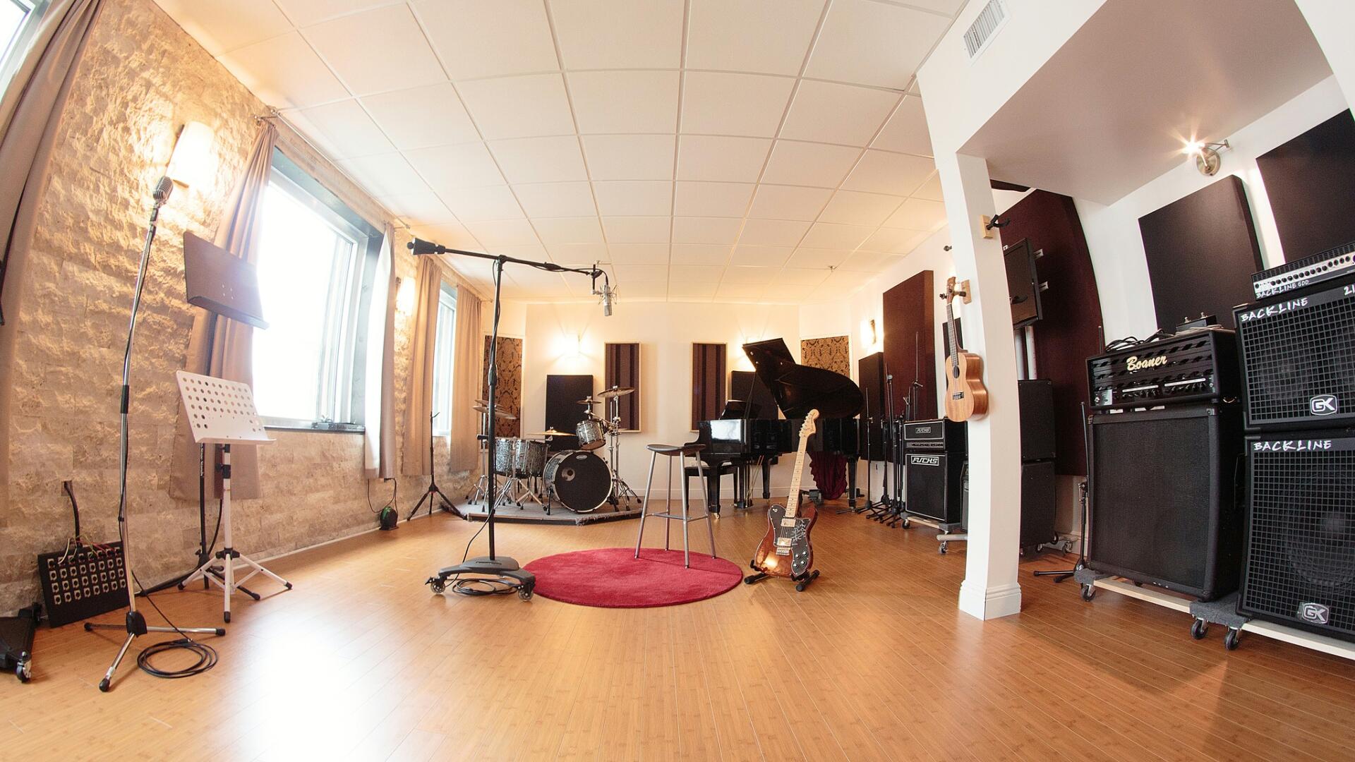 Music Video Shoot Locations for Rent in Miami, FL