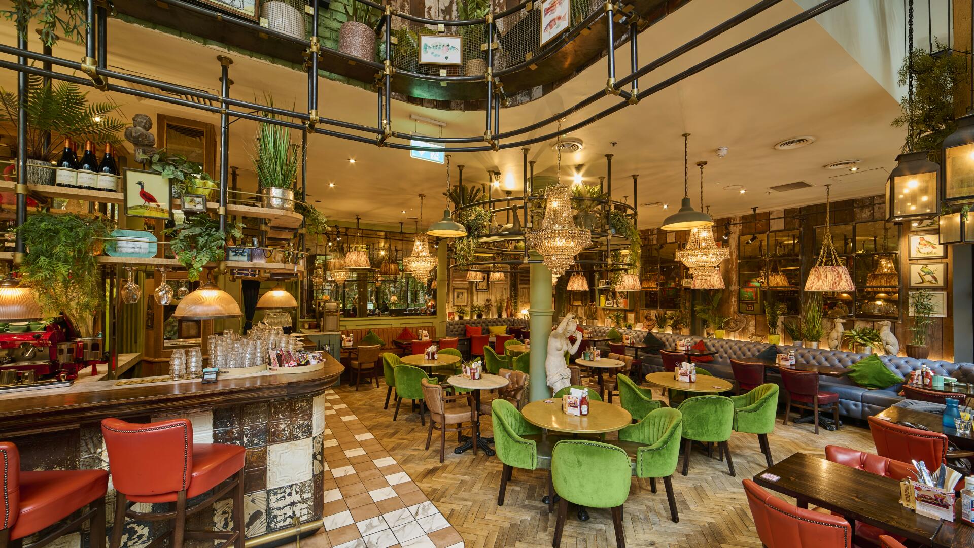 Sweet 16 Birthday Venues for Hire in Bristol