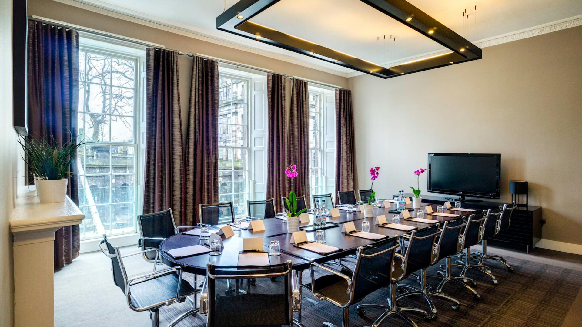 Breakfast Meeting Venues for Hire in Milton Keynes