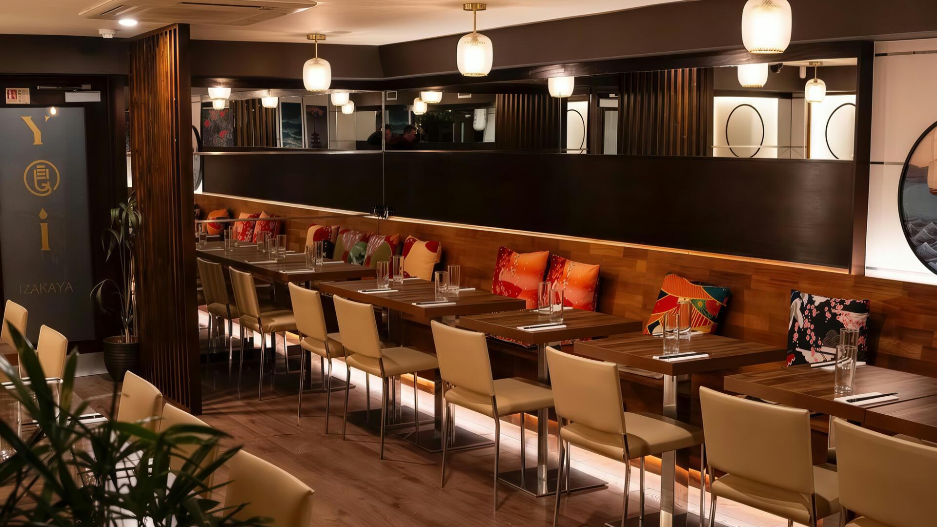 Restaurants with Private Rooms for Hire in Canary Wharf, London