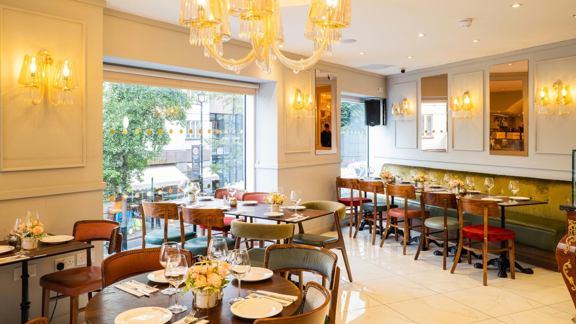 Restaurants with Private Rooms for Hire in Kensington, London