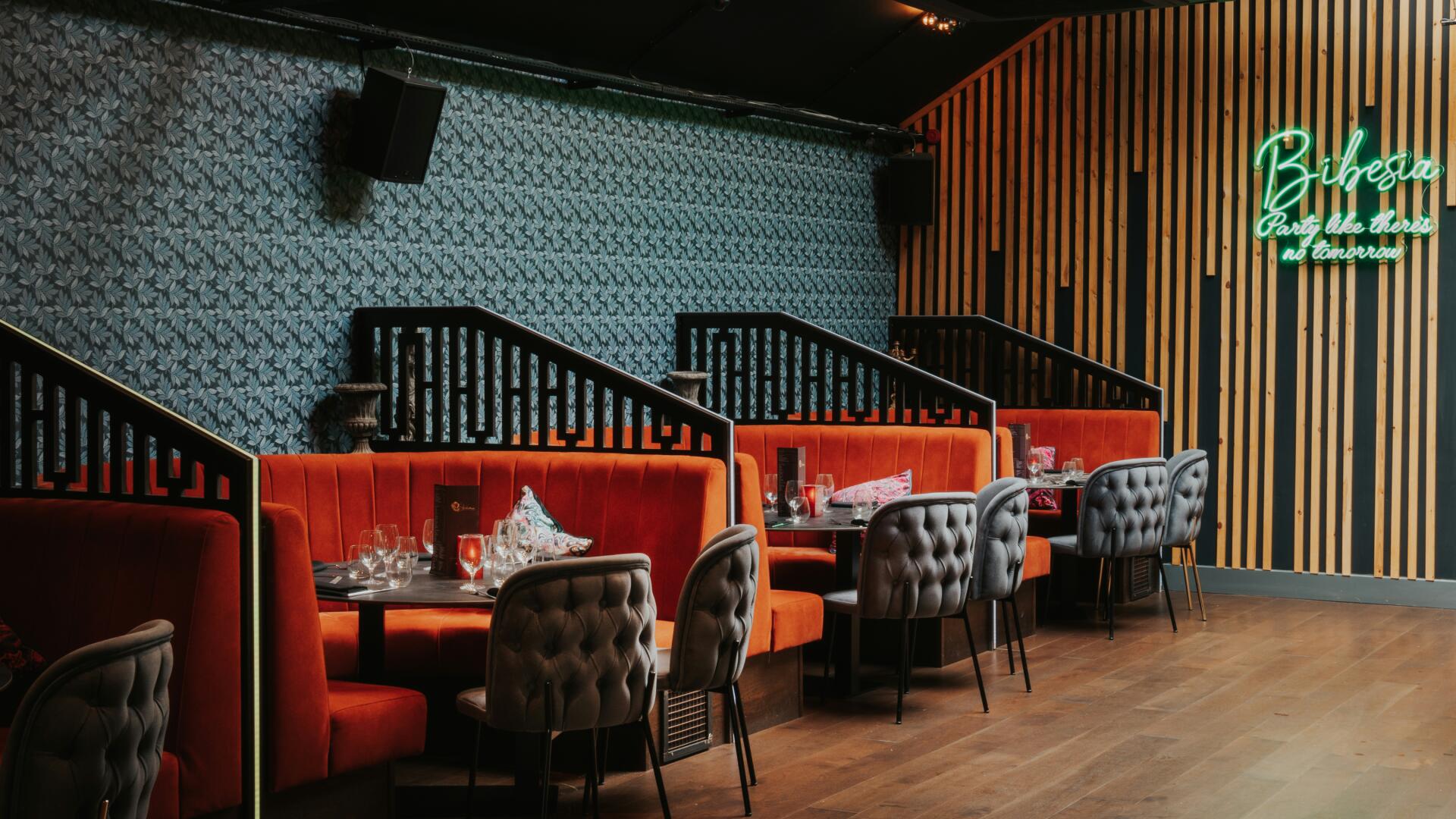 Restaurants with Private Rooms for Rent in Marina Bay, Singapore