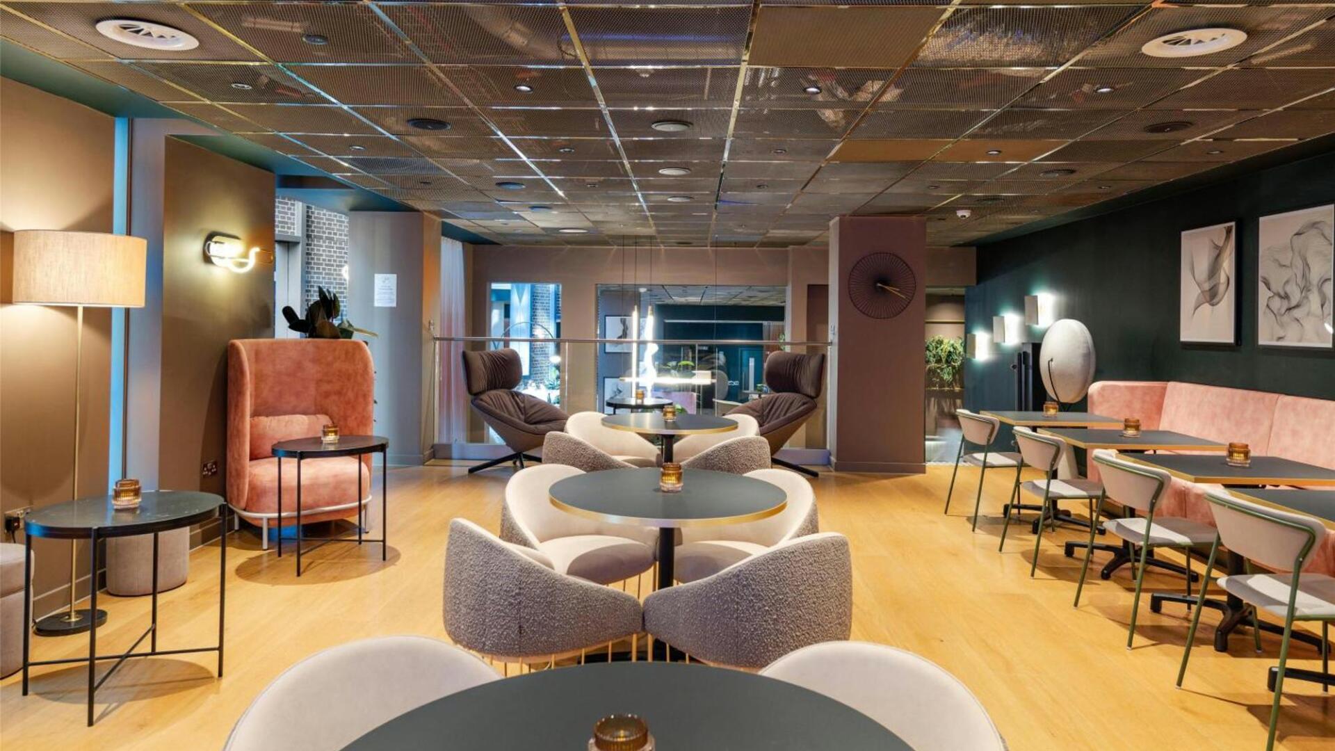 Restaurants with Private Rooms for Rent in Katong, Singapore