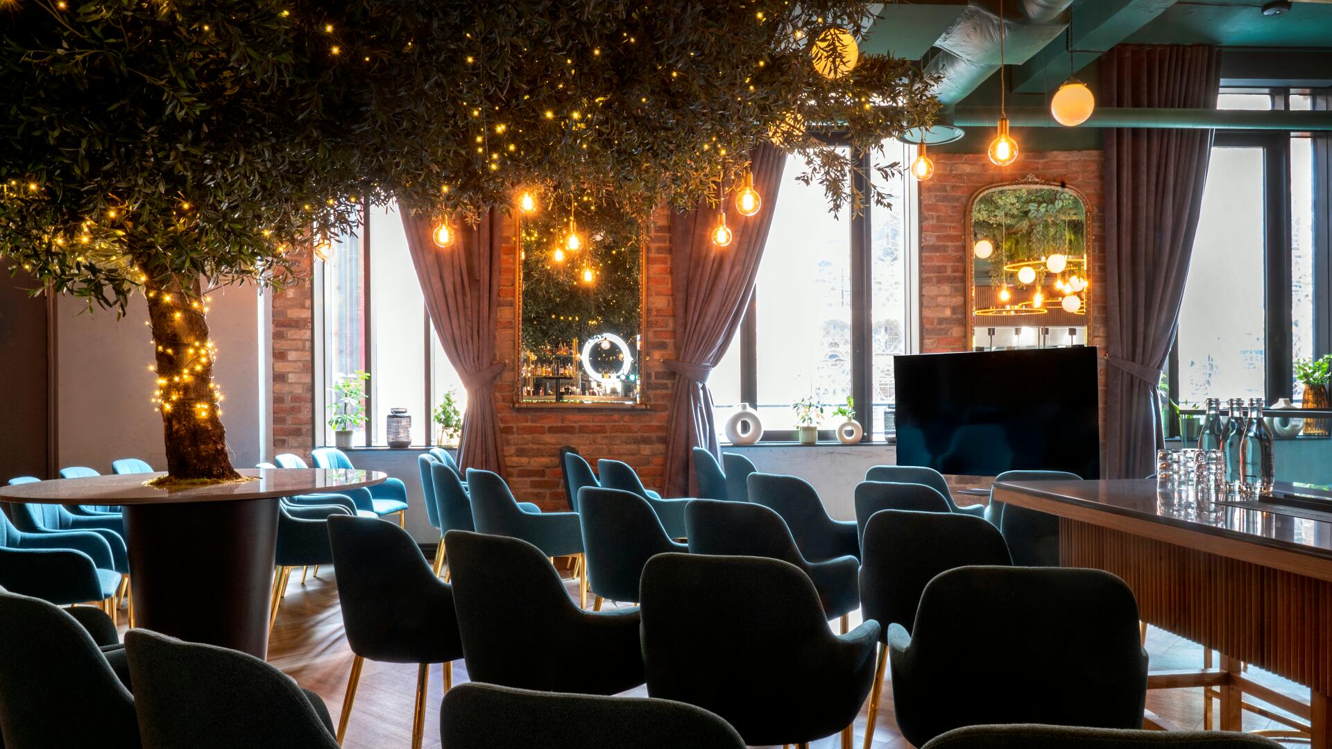 Corporate Event Venues for Rent in North Miami