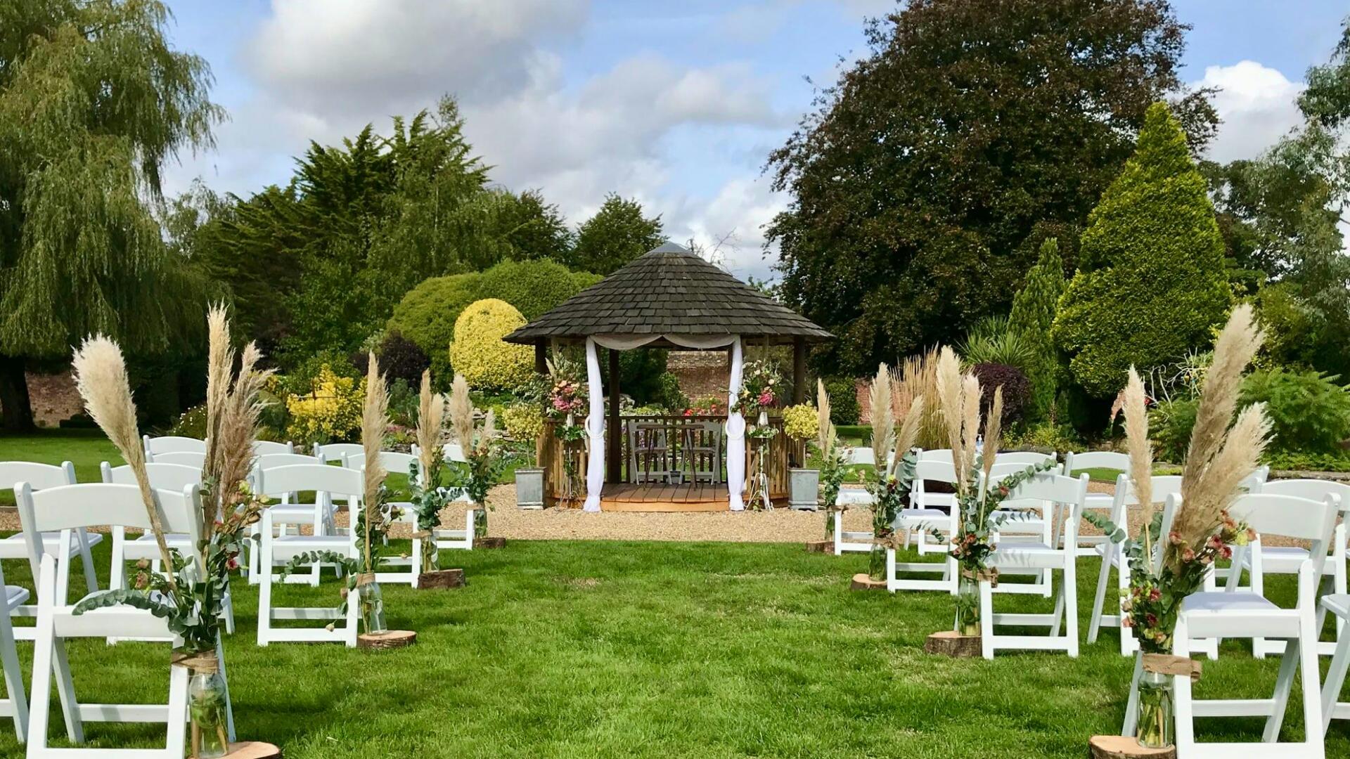 Small Wedding Venues for Rent in Oakland, CA