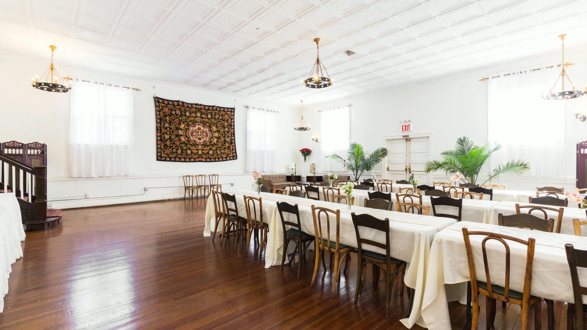 Cheap Party Venues for Rent in Costa Mesa, CA