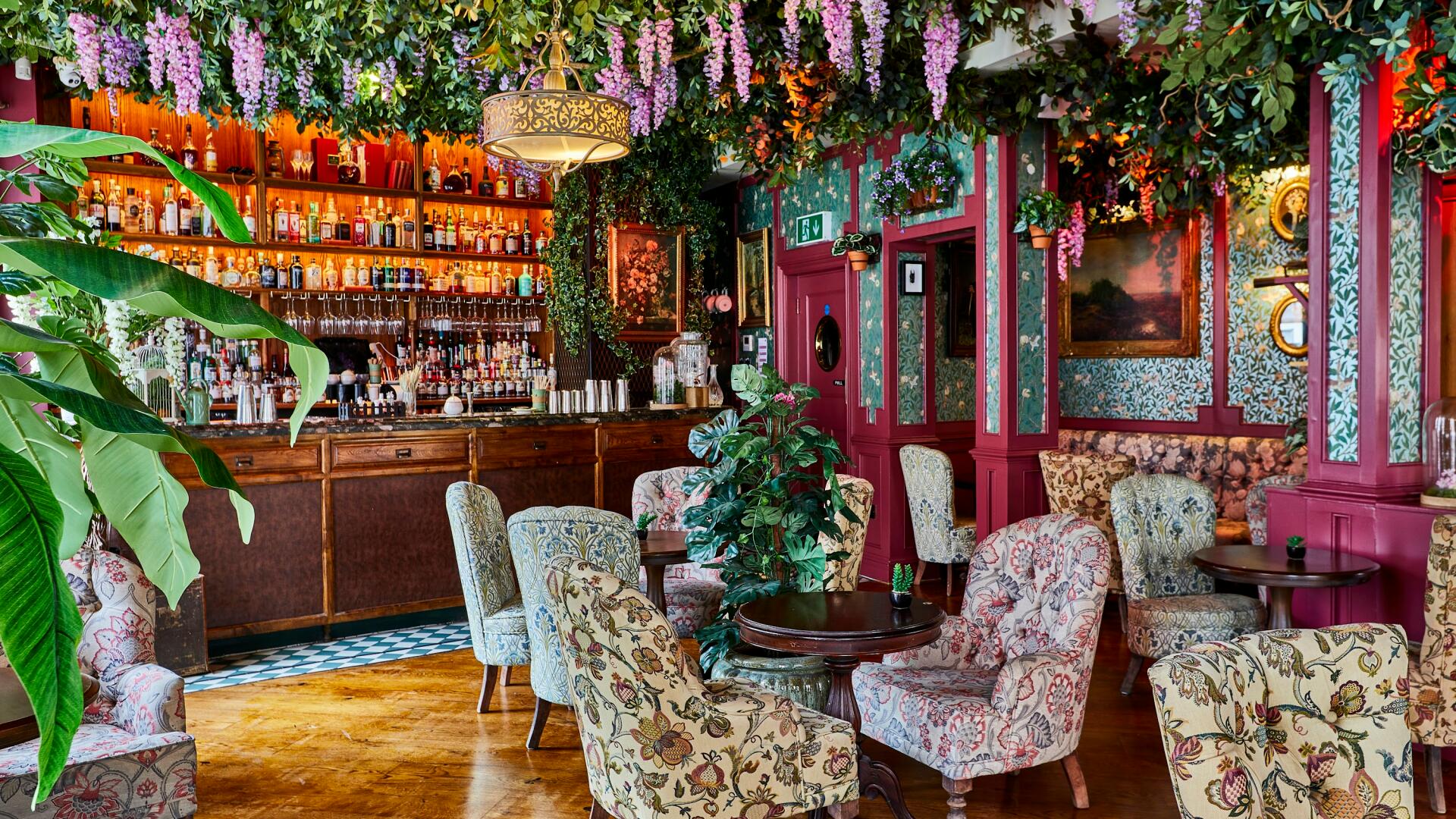 Small Party Venues for Rent in Thousand Oaks, CA
