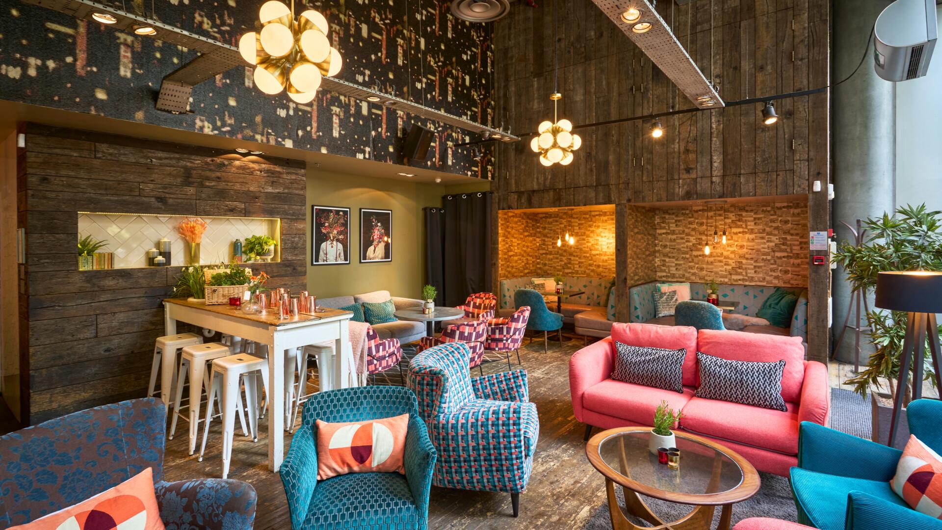 Small Party Venues for Rent in Richmond Hill, ON