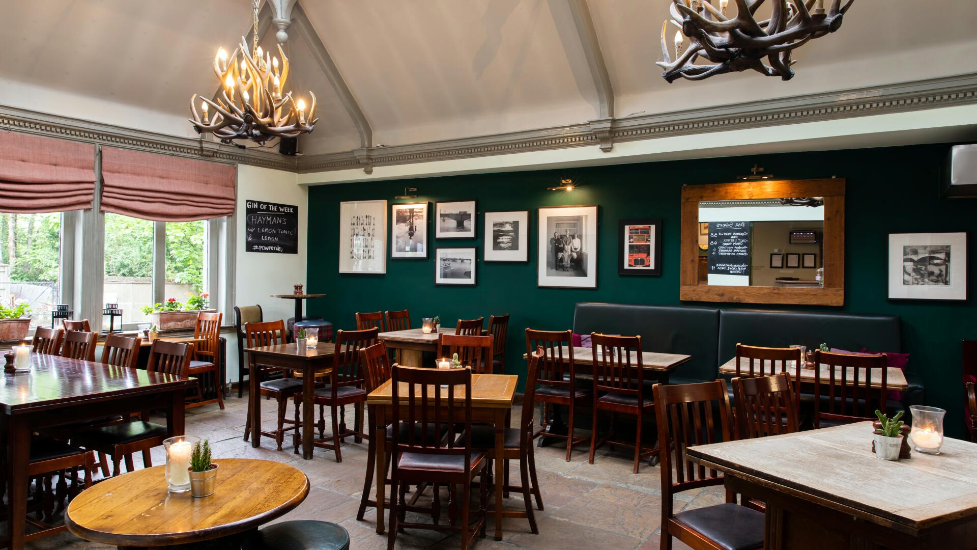 Party Rooms for Hire in Hayes, London