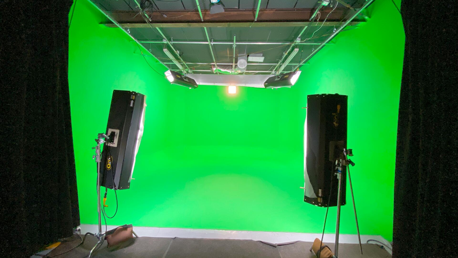 Green Screen Studios for Rent in Burbank, CA