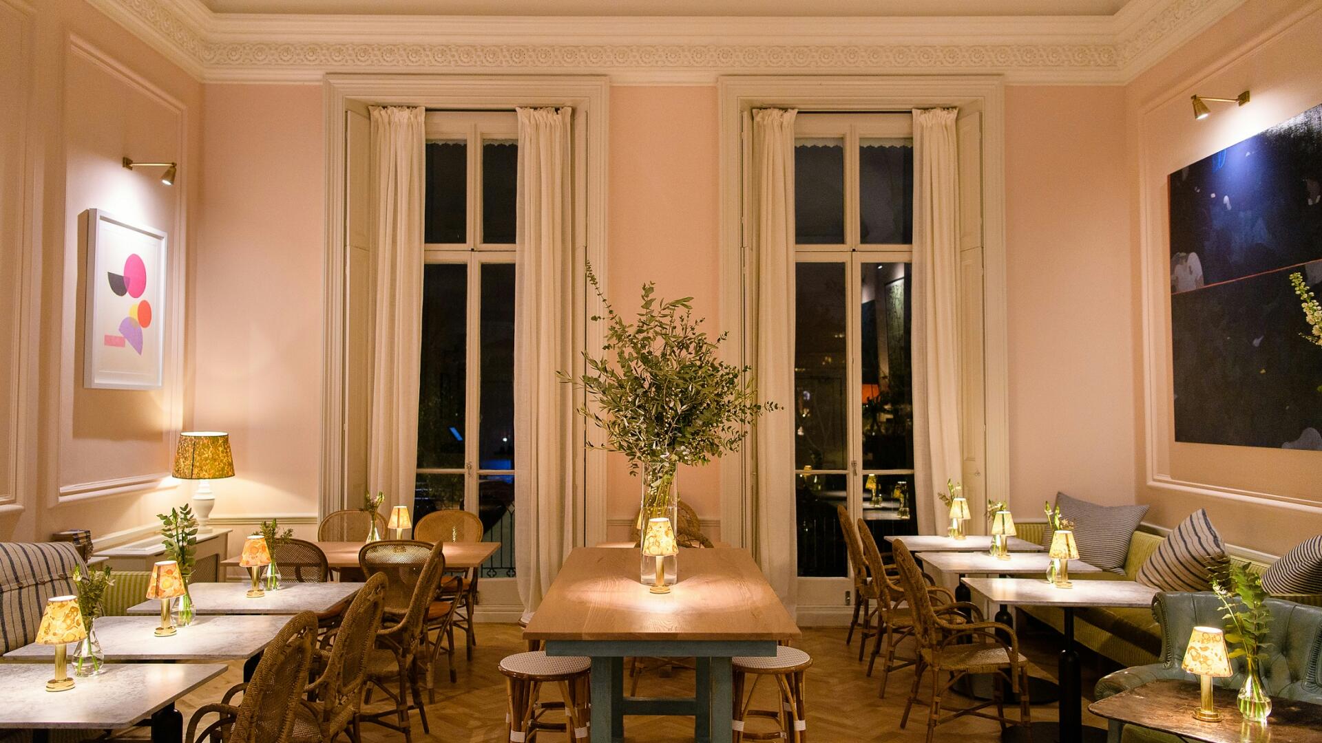 Group Dining Restaurants for Rent in Alexandria, VA