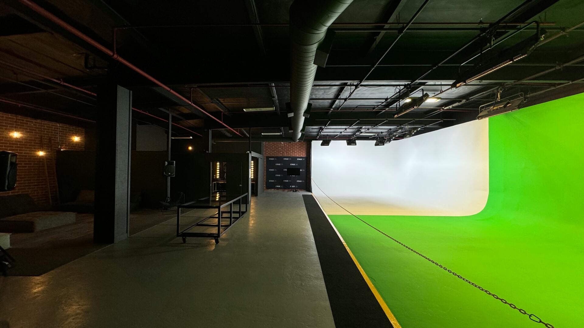 Film and TV Studios for Rent in Burbank, CA