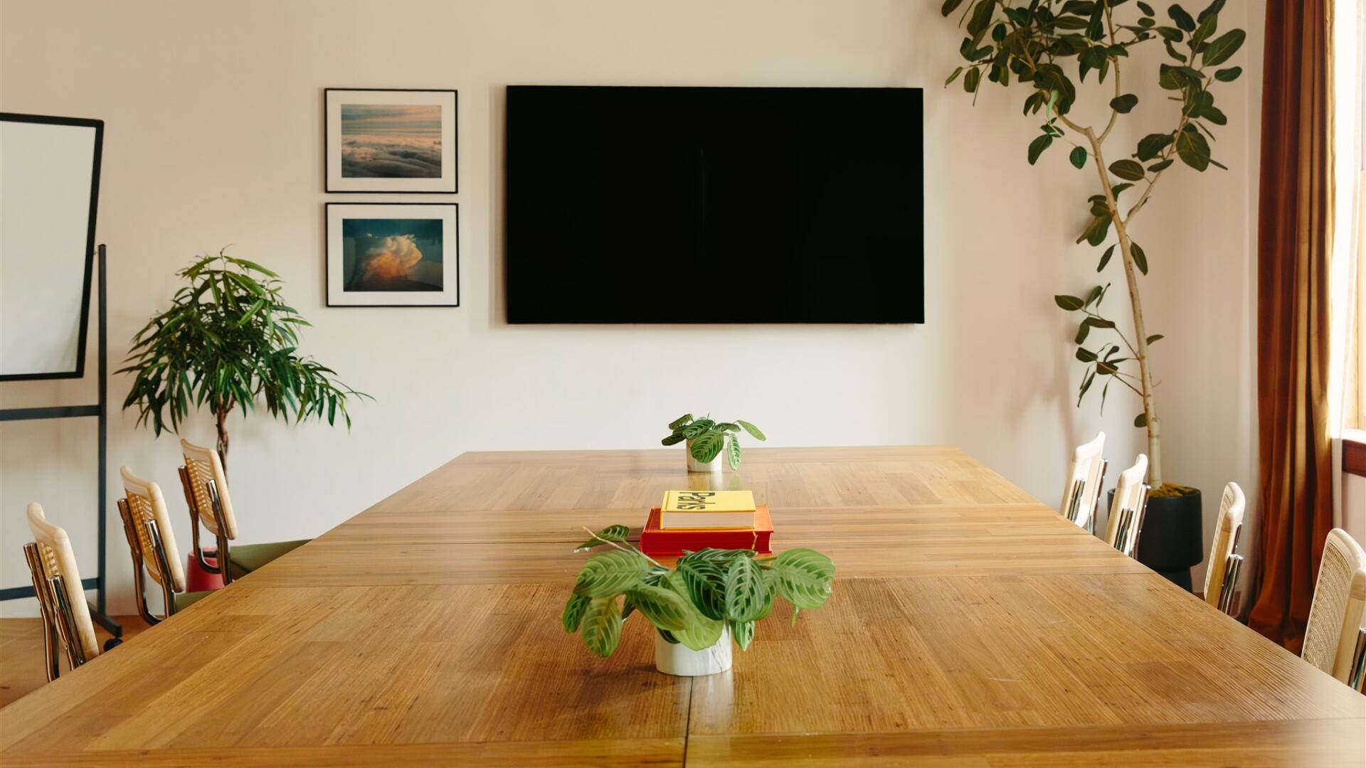 Coworking Spaces for Rent in Los Angeles, CA
