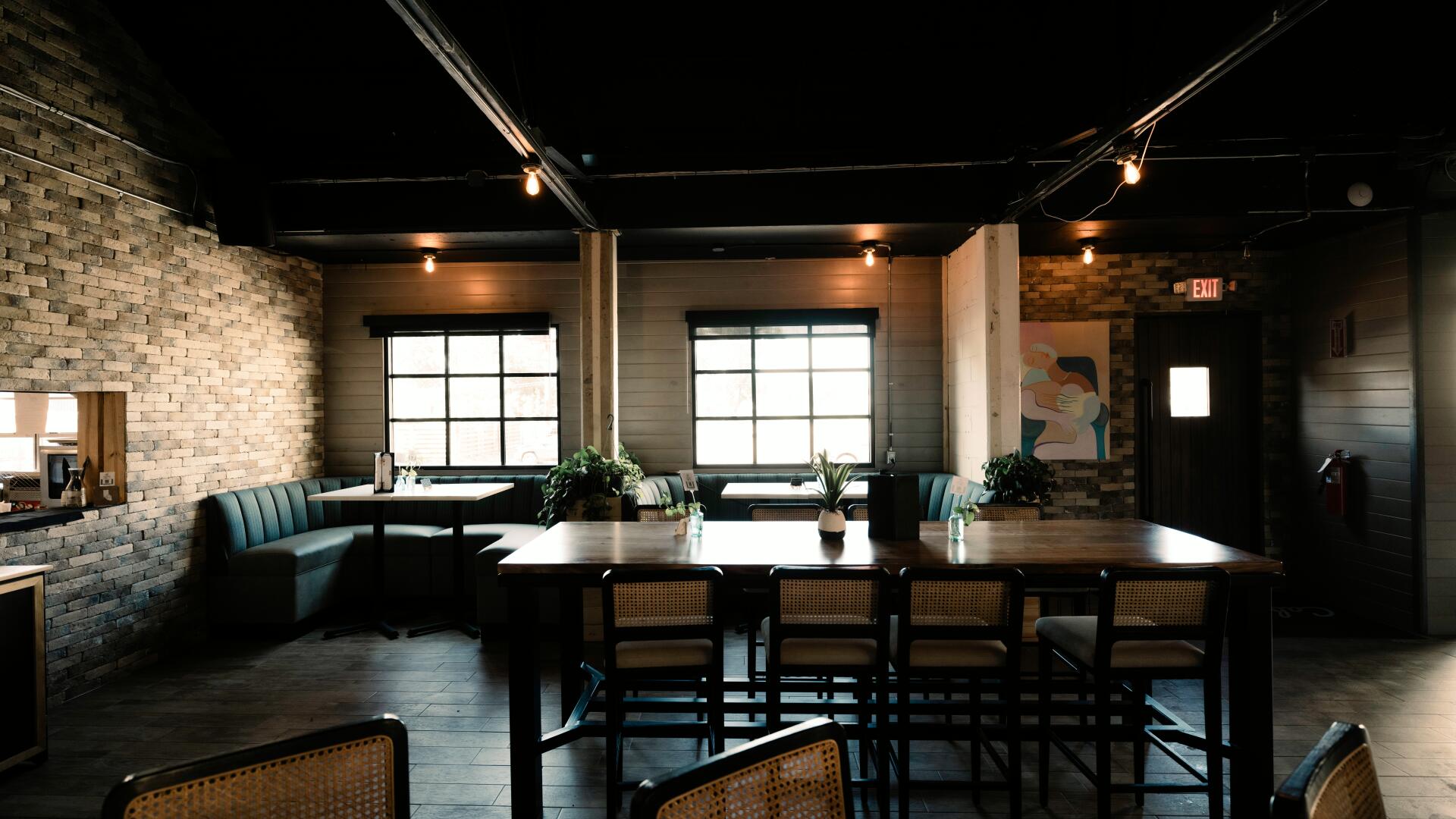 Lounges for Rent in San Diego, CA