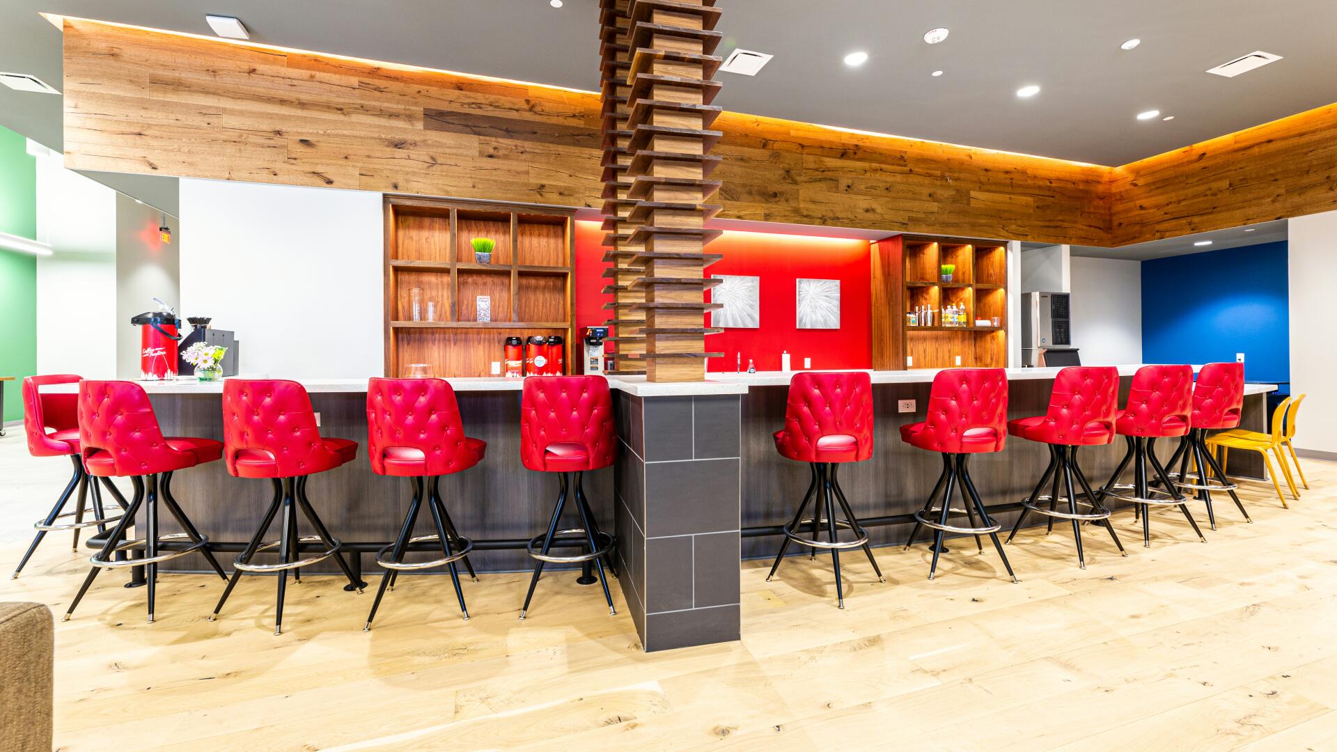 Lounges for Rent in Houston, TX